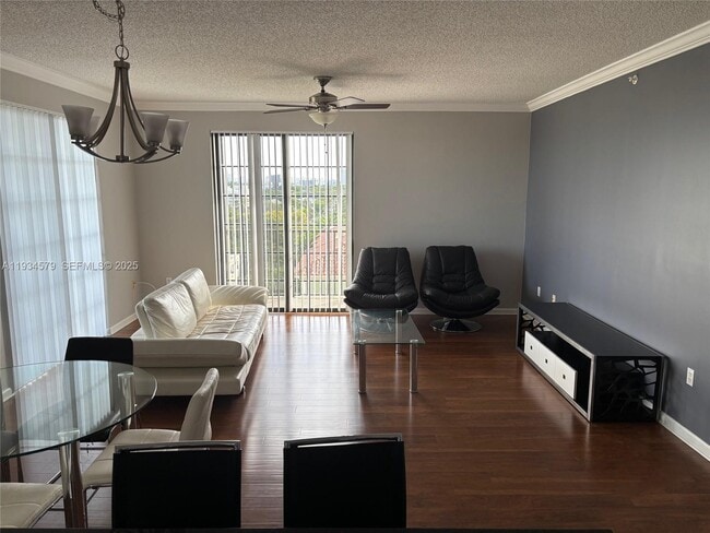 Building Photo - 1919 Van Buren St