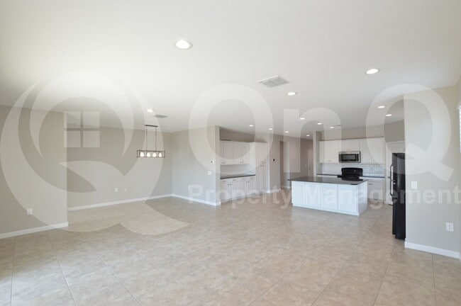 Building Photo - 36604 N Asturian Vly Wy