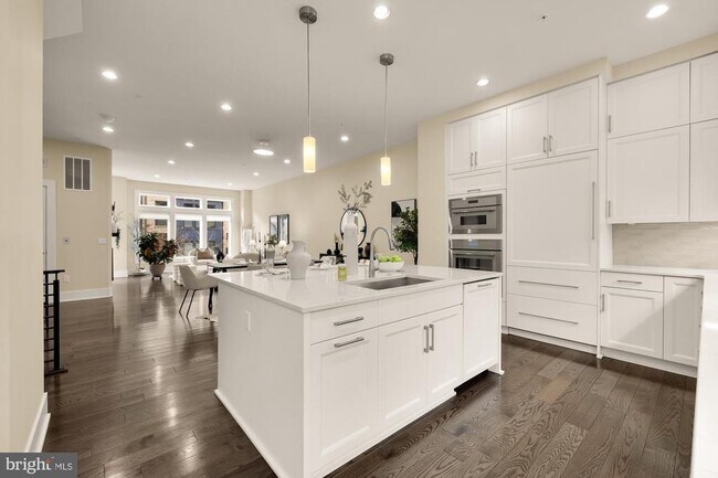 Building Photo - 153 Winsome Cir