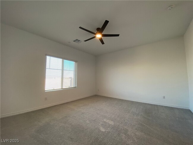 Building Photo - 600 Carriage Hill Dr