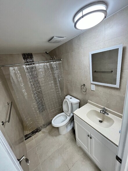 Building Photo - 12921 SW 10th Terrace