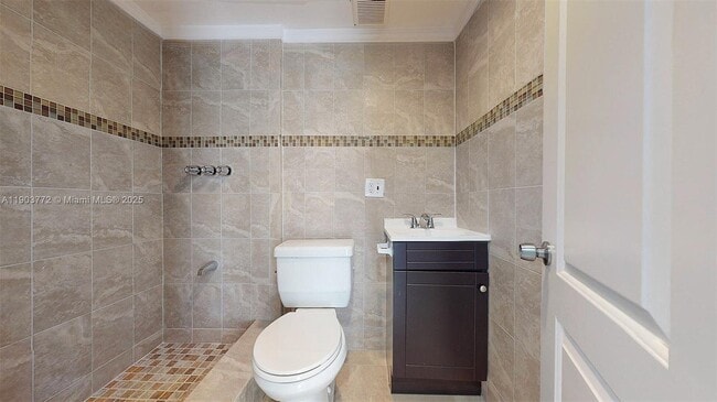 Building Photo - 3770 SW 1st St