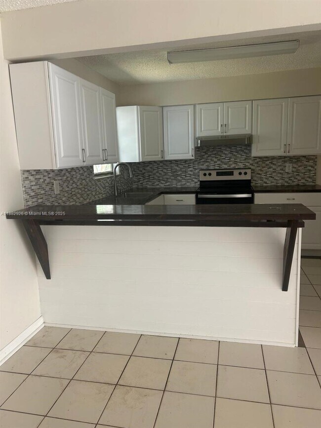 Building Photo - 1399 Cindy Cir NE