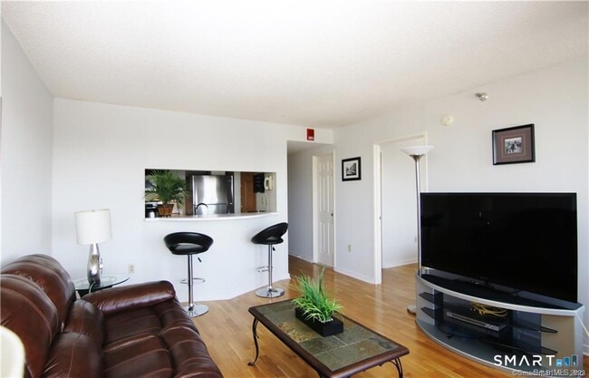 Building Photo - 127 Greyrock Pl