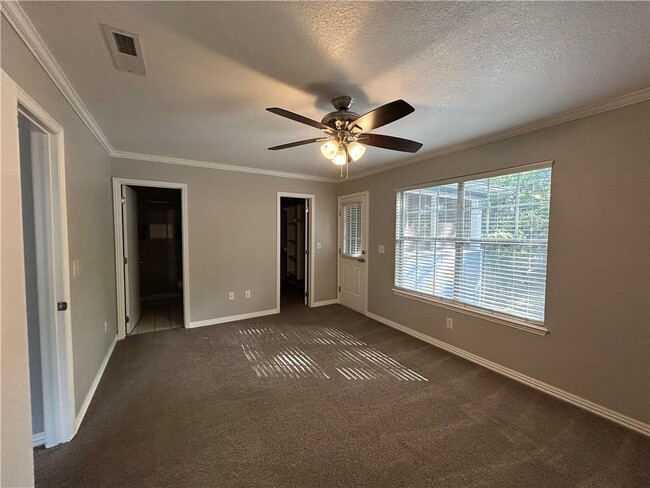 Building Photo - 2958 E Sterling Ct