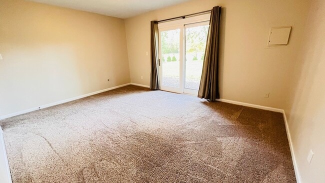 Building Photo - Welcome to Woodbine Two