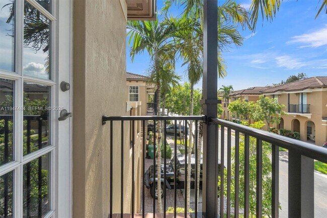 Building Photo - 8612 Buckskin Manor