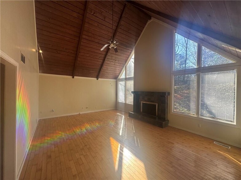 Building Photo - 3246 Able Ct