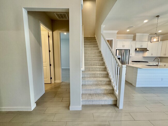 Building Photo - 14716 Kingfisher Lp