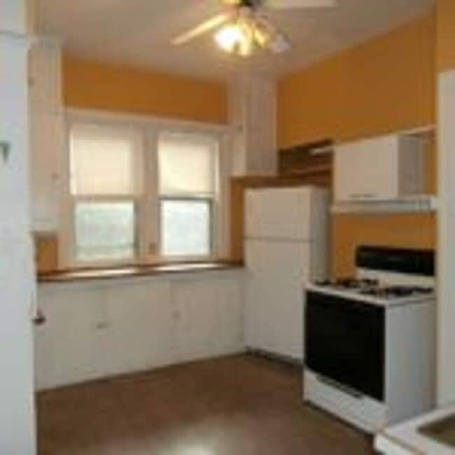 Building Photo - 2614 N Prospect Ave