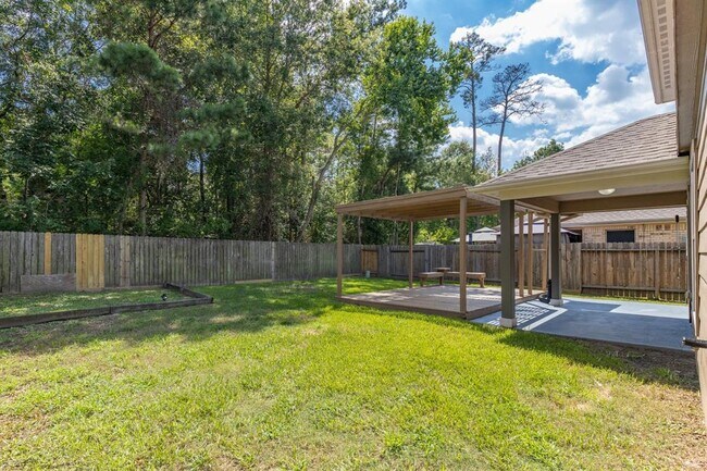 Building Photo - 2721 Sandberry Dr