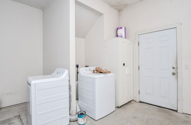 Building Photo - 4108 McKinney St