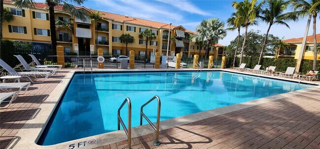 Building Photo - 7360 NW 114th Ave