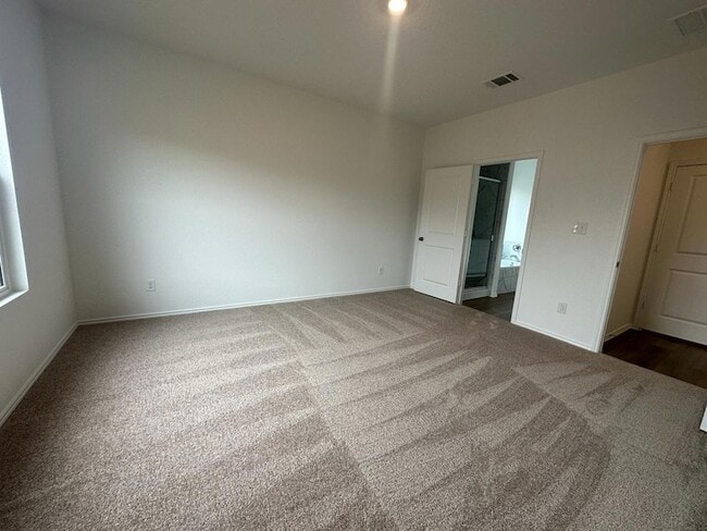 Building Photo - 312 Sonterra Dr