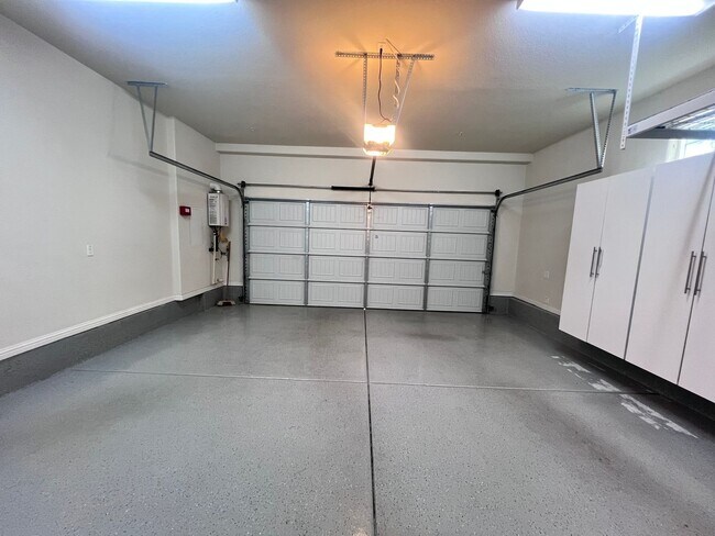 Building Photo - STUNNING 4BD/2.5BA TOWNHOUSE IN WALNUT CREEK!!!