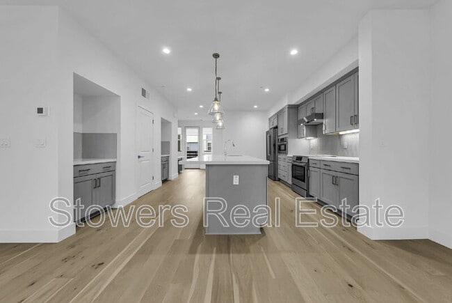 Building Photo - 2106 Ivory Ter