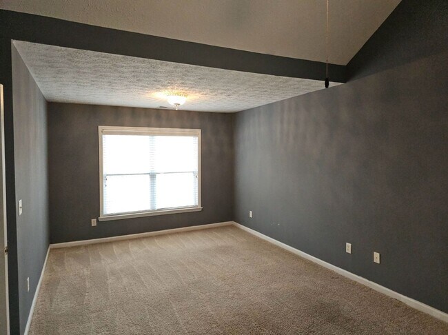 Building Photo - Well Kept Union City Home, 3BR, 2BA