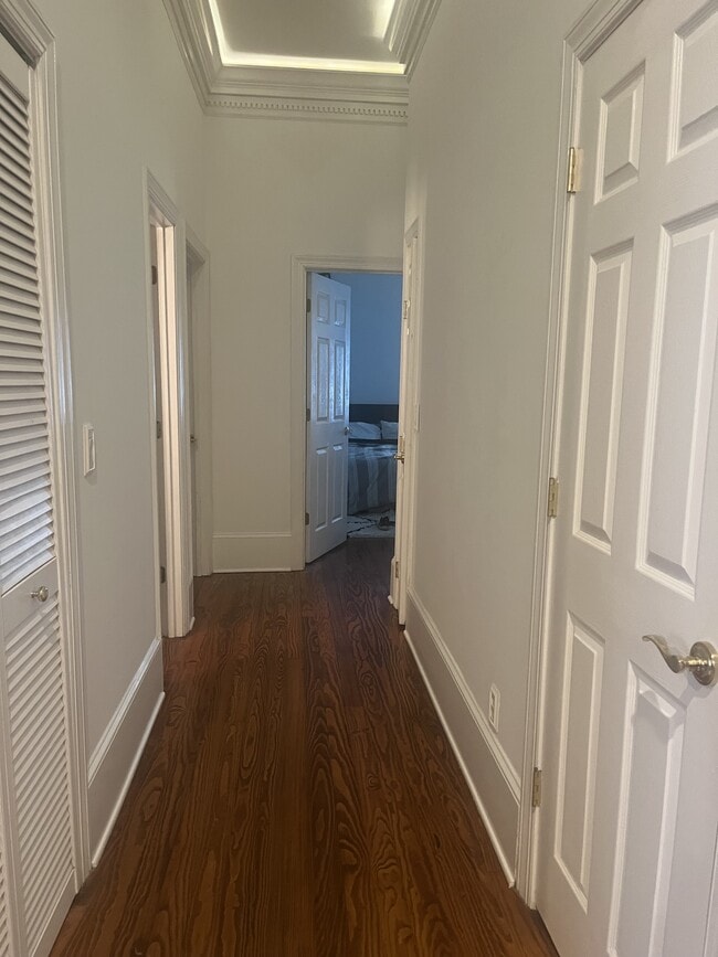 Building Photo - 79 Society St