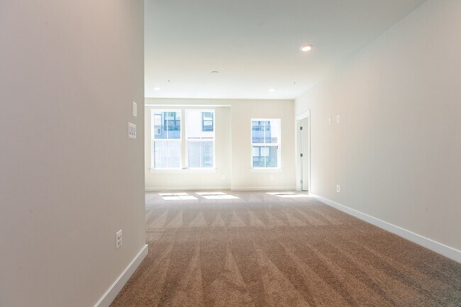 Building Photo - Elegant Townhome Living Near Herndon Conveniences