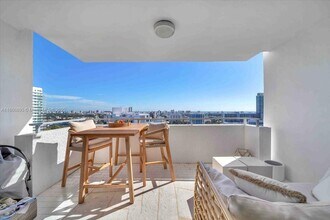 Building Photo - 11 Island Ave