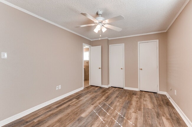 Building Photo - Modern 3-Bedroom Home with Vaulted Ceilings & Covered Patio