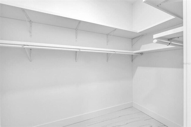 Building Photo - 11921 Fort King Hwy