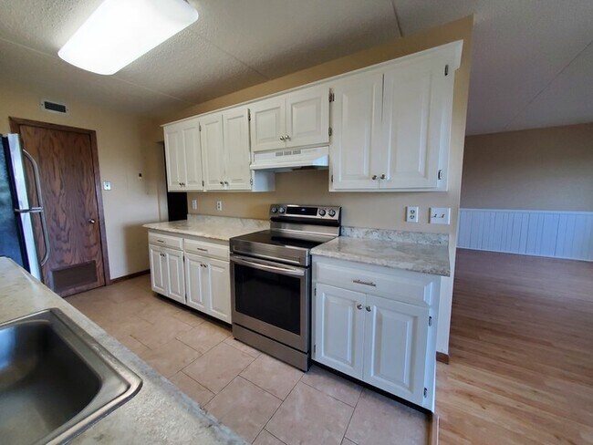 Building Photo - Columbia Park Towers