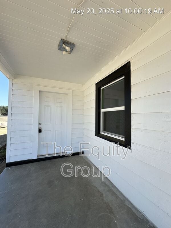 Building Photo - 3349 N Anderson Rd