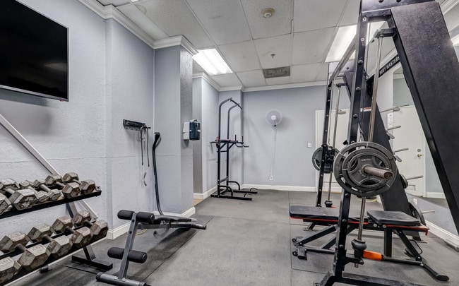 Building Photo - Charming Downtown Studio Apartment for Rent in City Place!