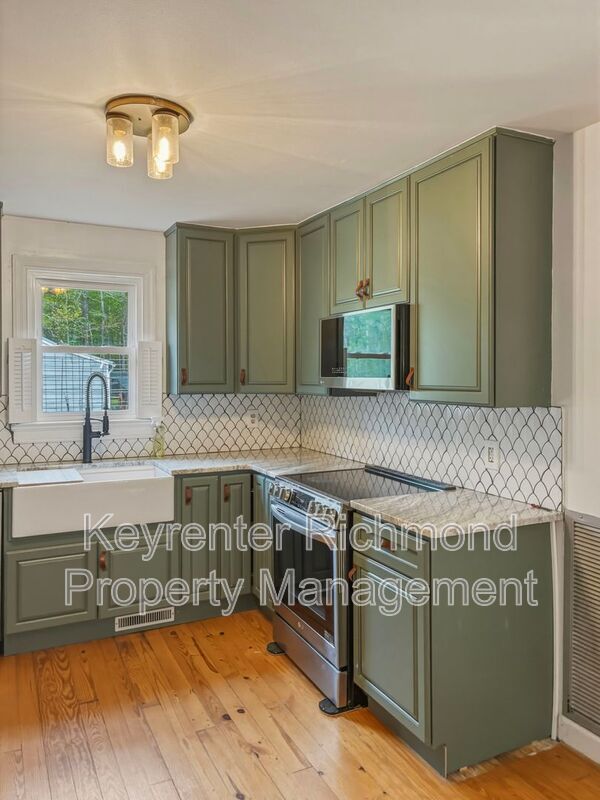 Building Photo - 8255 Varina Rd