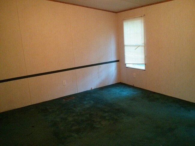 Building Photo - 359 E Midland Ave
