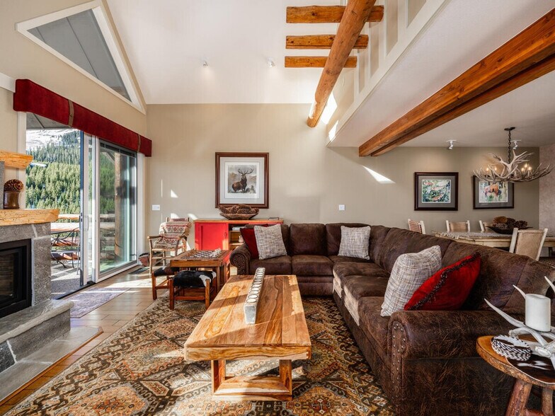 Building Photo - c1 Saddle Ridge Rd