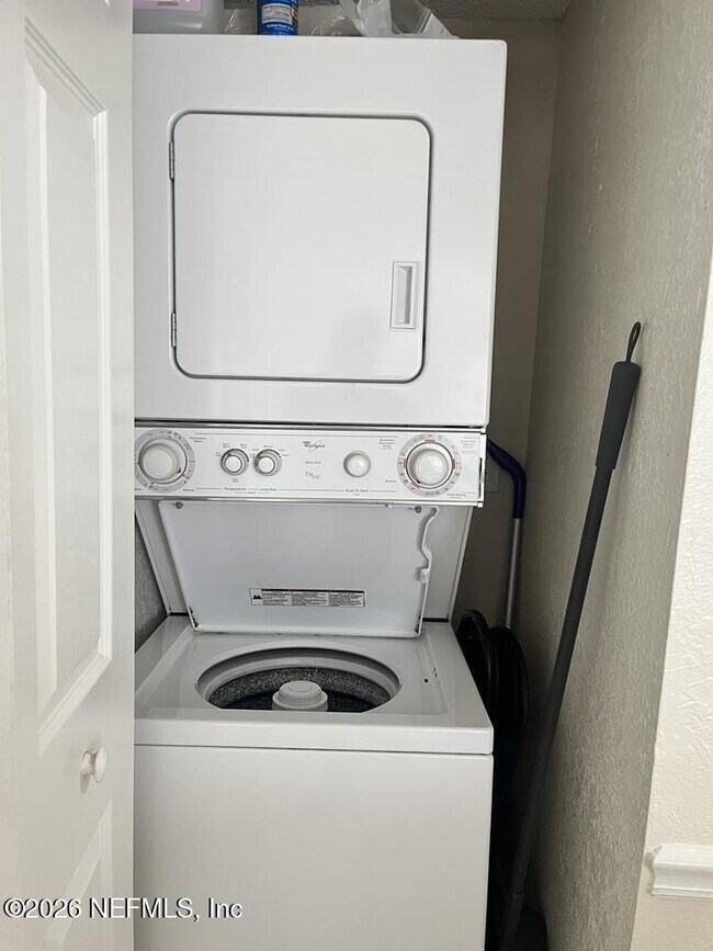 Building Photo - 100 Fairway Park Blvd