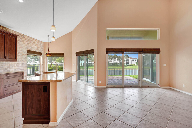 Building Photo - 11224 NW 65th Ct
