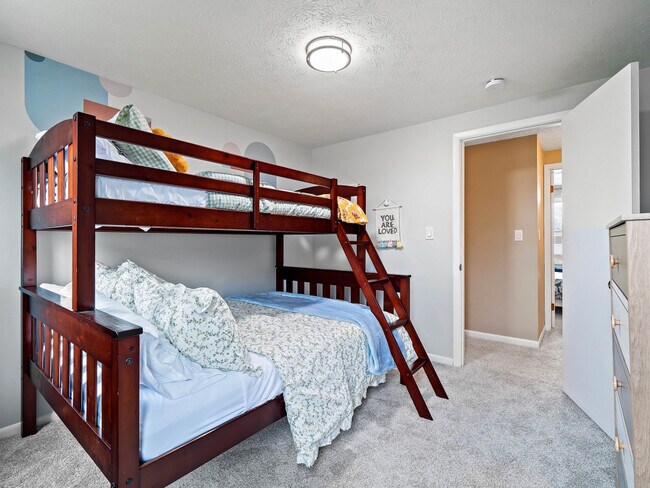 Building Photo - 32071 Lake Rd