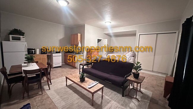 Building Photo - Fully Furnished Studio Apartment