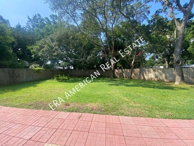 Building Photo - 9 Okahatchee Cir SE