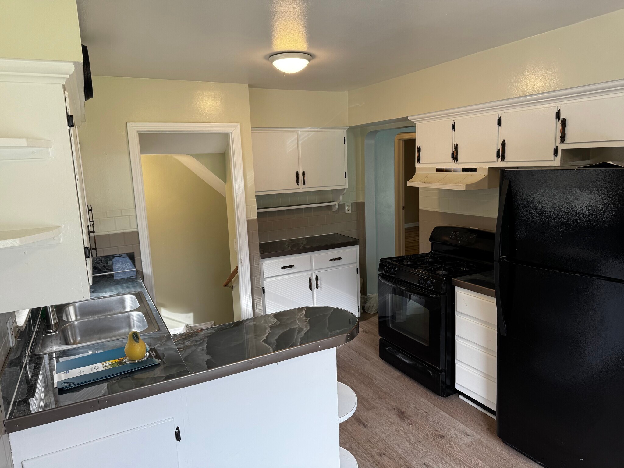 Building Photo - 2810 Fortune Ave