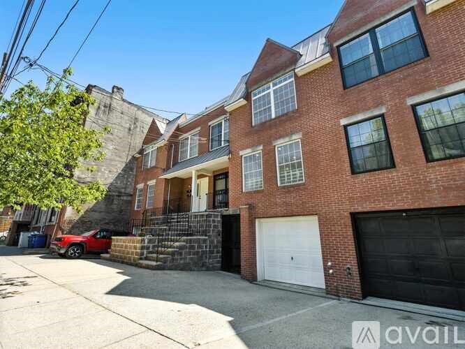 Building Photo - 149 Lafayette St