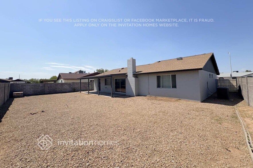 Building Photo - 6433 W Sunnyslope Ln