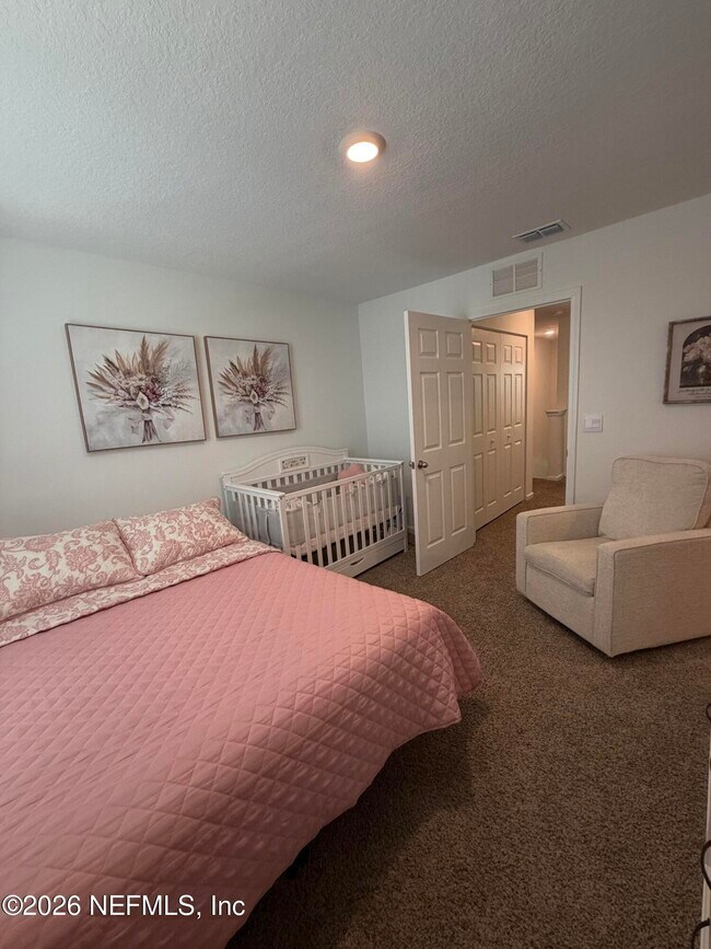 Building Photo - 947 Rivertree Pl