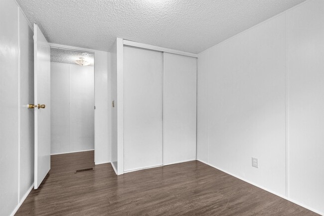 Building Photo - 19339 Forest Ln Cir