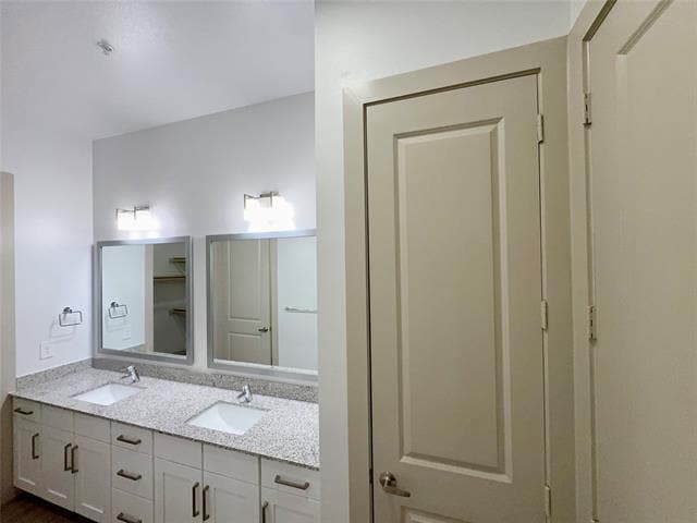 Building Photo - 4700 W Spring Creek Pkwy