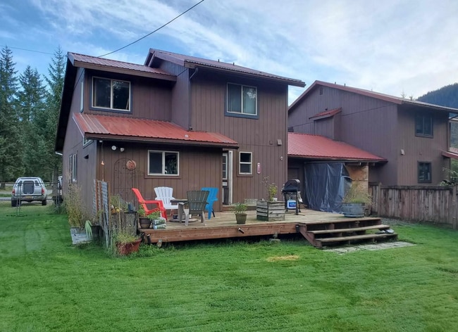 Building Photo - 8496 Thunder Mountain Rd