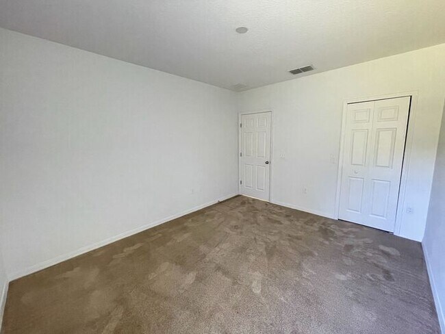 Building Photo - Bella Pointe-3641 Sail Harbor Dr Kissimmee...