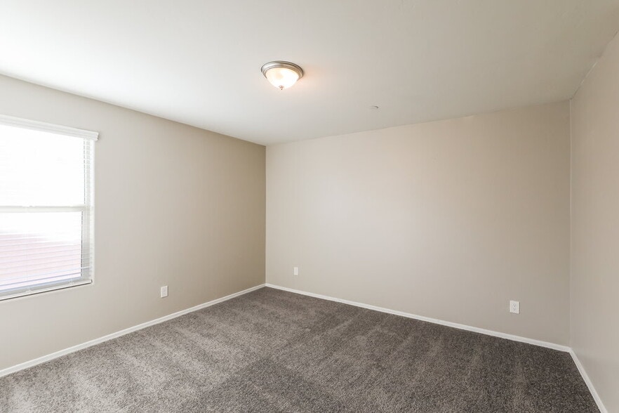 Building Photo - 15422 Camino Napo