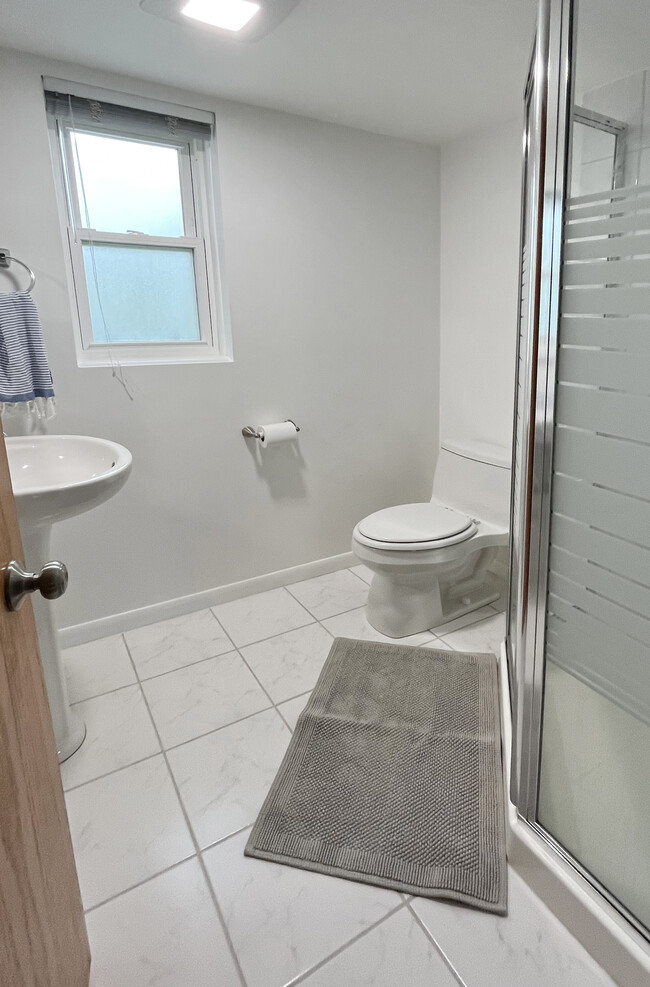 Building Photo - 2020 N Kennicott Dr