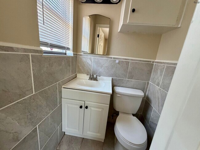Building Photo - 4603 Western Hills Dr
