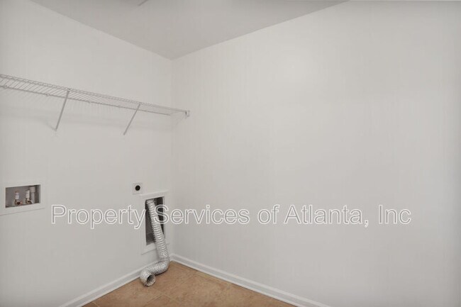 Building Photo - 268 Stone Park Dr