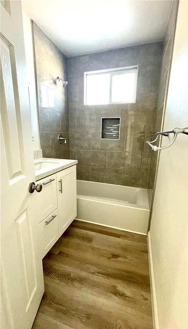 Building Photo - 8709 Lyndora St